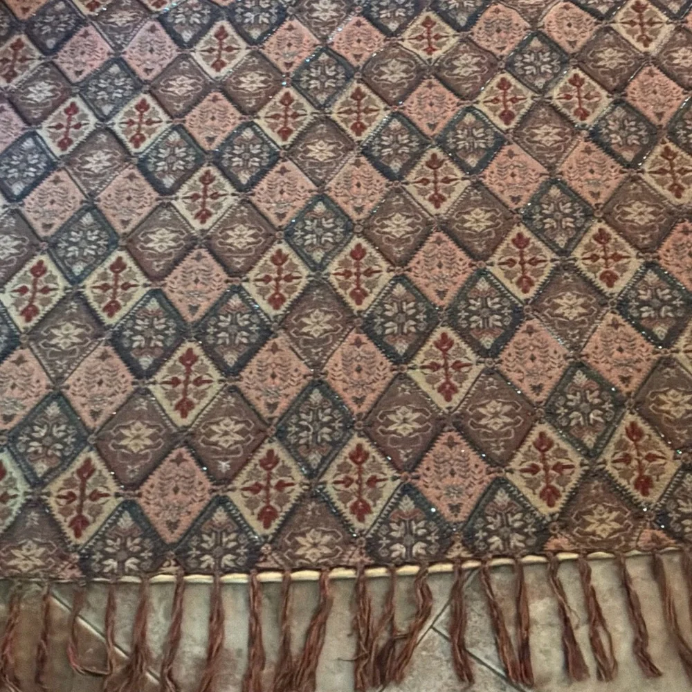 PIER 1..Tapestry throw